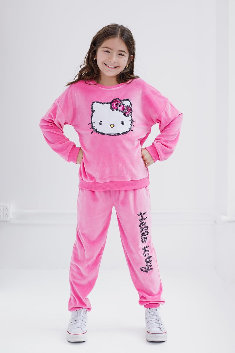 Hello Kitty Girls Set FleeceDrop Shoulder Sweatshirt Jogger Pants with Playful Design
