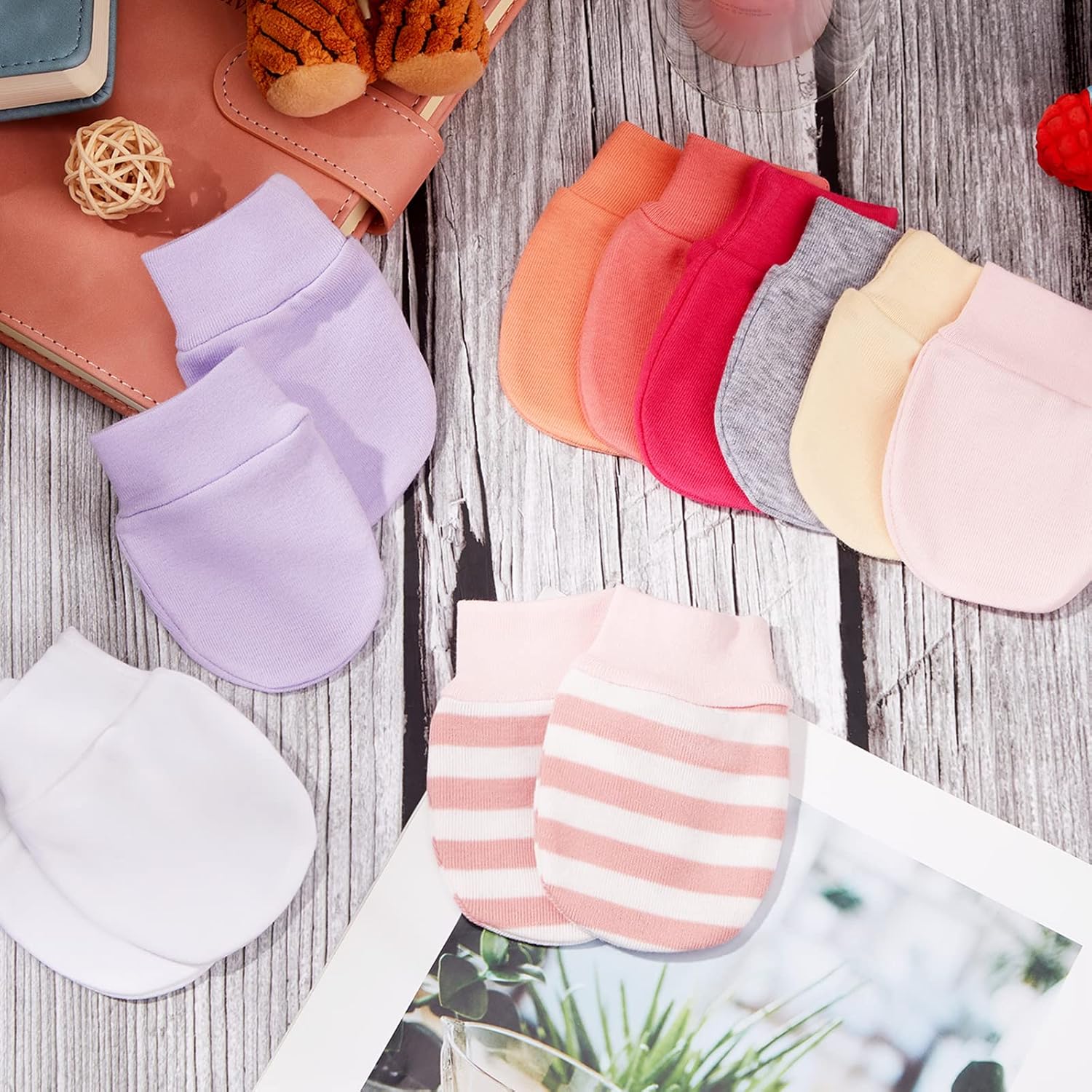 9-Pair No Scratch Newborn Gloves